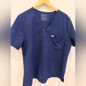 FIGS Navy Blue Scrub Top Women’s Size Large V-Neck Medical‎ Uniform